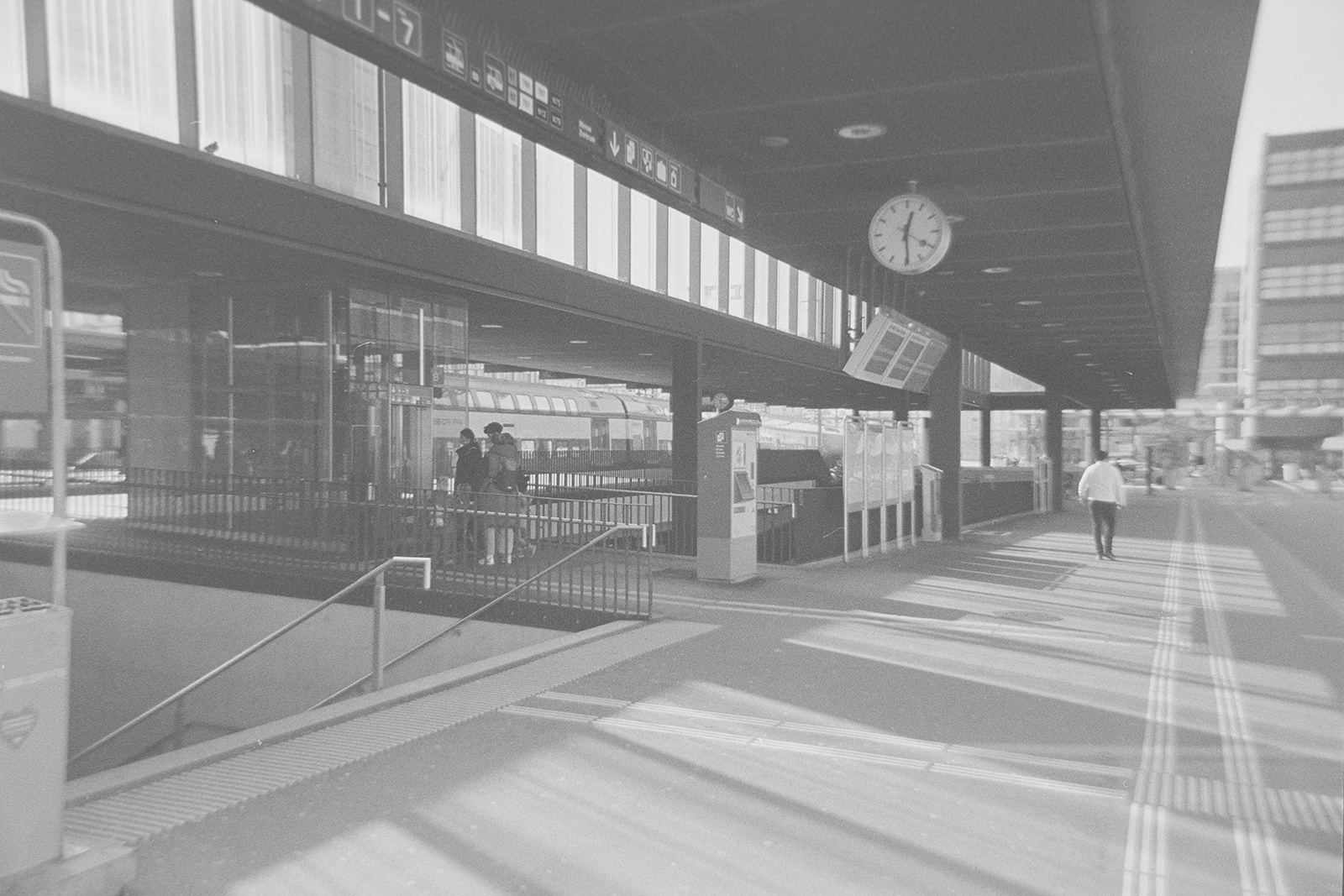 Zürich Analog F9
